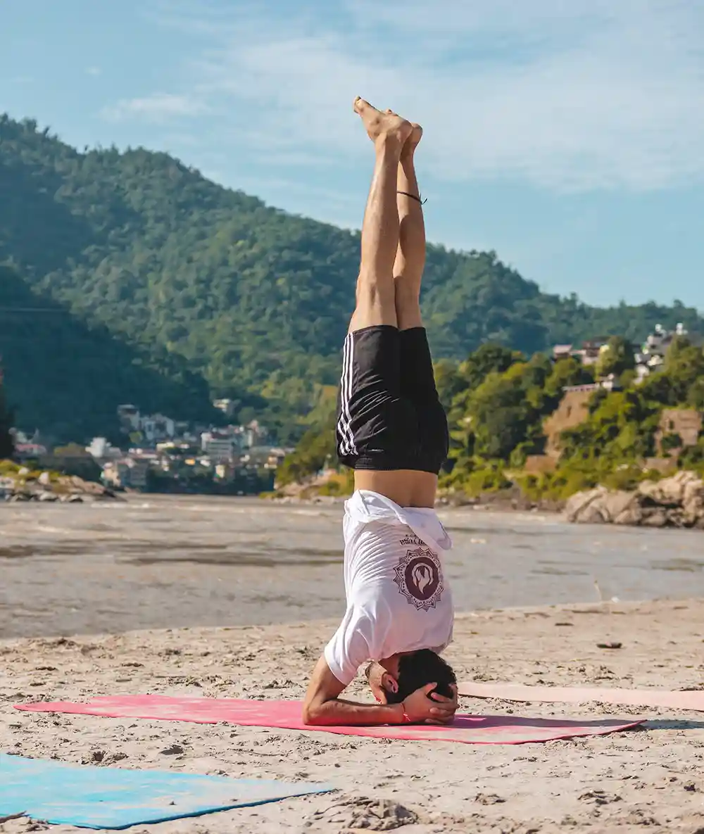 hatha-yoga-in-rishikesh